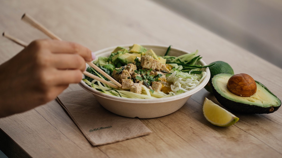 Superfood Recipe: Bone-Strengthening Green Salad